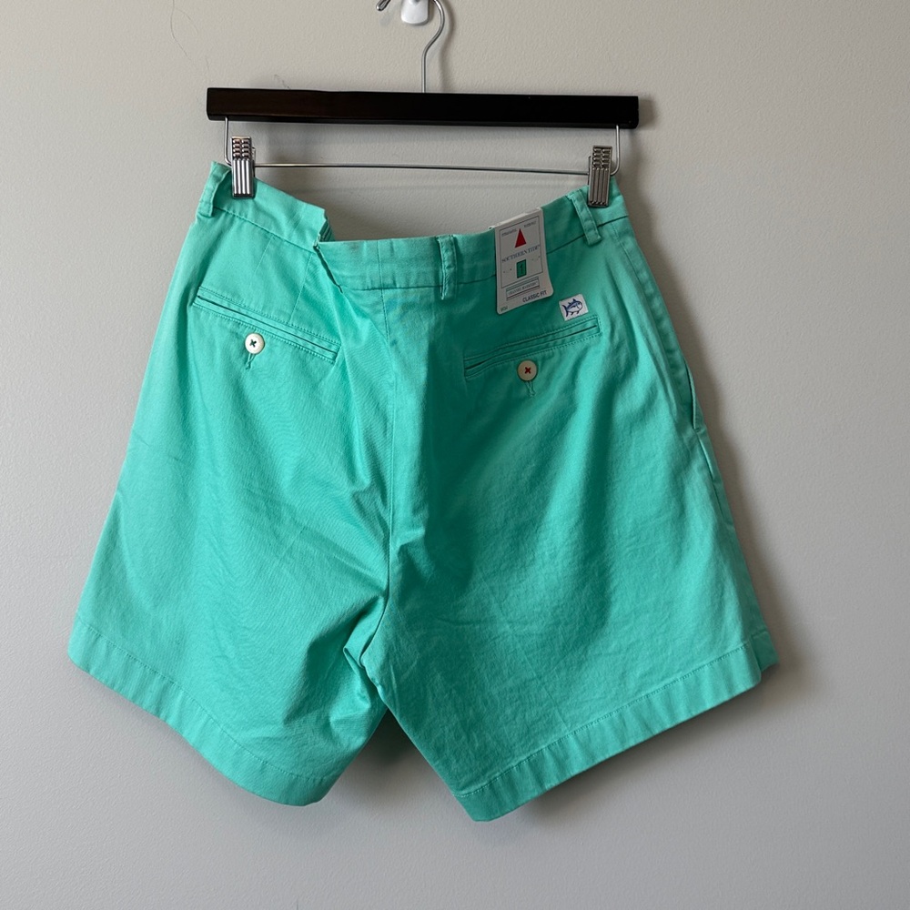 Southern Tide Aqua Men’s Shorts - Picture 2 of 4